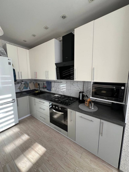 Квартира з ремонтом/Празький квартал/в подарунок комора/є бомбосховище Петропавлівська Борщагівка - зображення 6