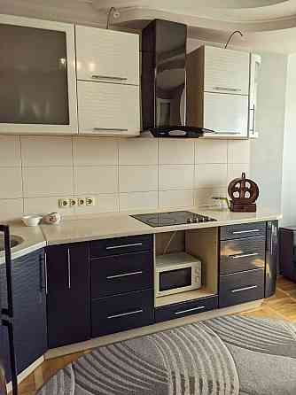 Оренда просторої 1к кв. Вул. Мудрака 66 (Наумова). Біличі. Новий буд. Киев