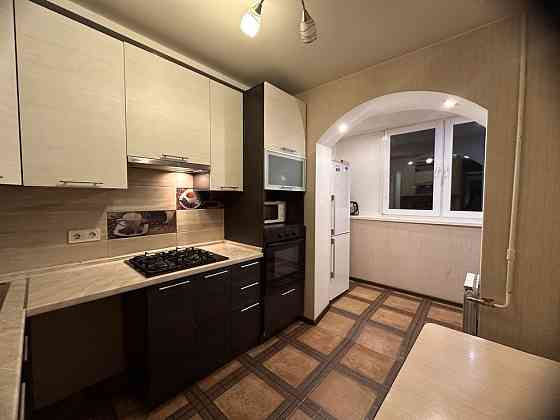 М. Котельникова, 3 - метро Святошин – 10 хв. пішки, середина будинку Киев