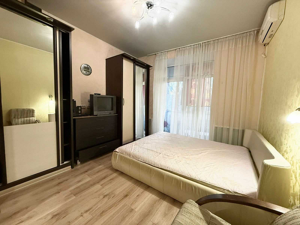 2к Набоки (Бажова) 3, метро Дарниця Киев - изображение 1