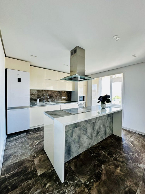 Ціну знижено! 3 кімнатна квартира в центрі міста Черкассы - изображение 2