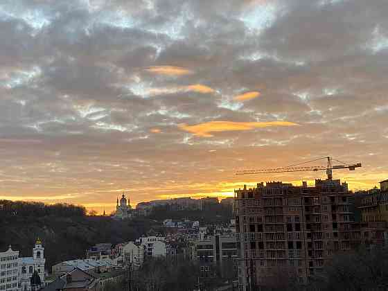 Продам квартиру вул Глибочицька 73, 3 кімнати, Андріївська церква Київ