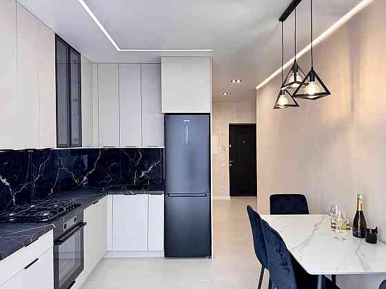 Продам! Вигідно! Двокімнатна поблизу центру міста! Івано-Франківськ