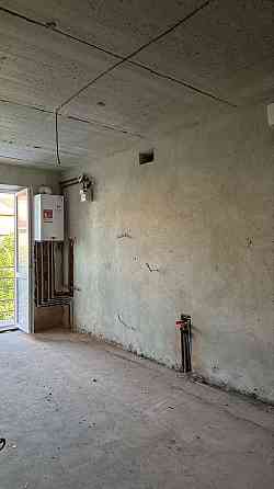 1 кімнатна квартира  в ЖК « озерний край» від власника Ужгород