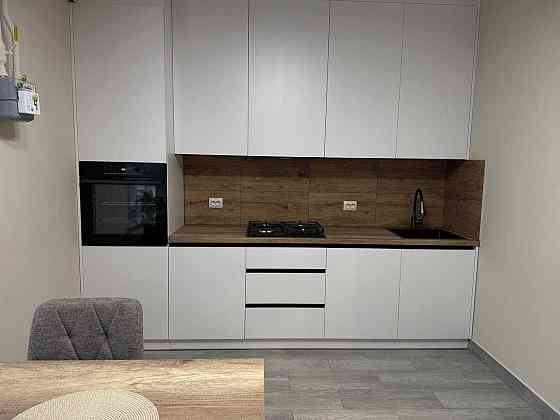 Перша здача 1-кімнатної квартири з паркомісцем, поруч Центру Рівне