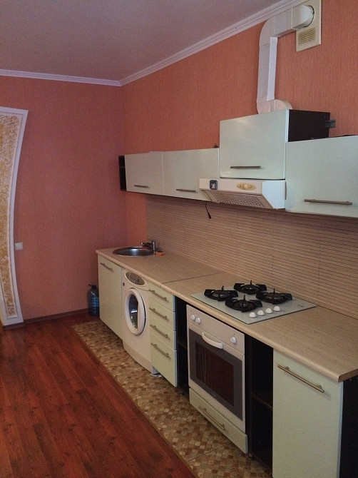 Сдам на год и более 2 комнатную квартиру в Монолите Чорноморськ - зображення 3