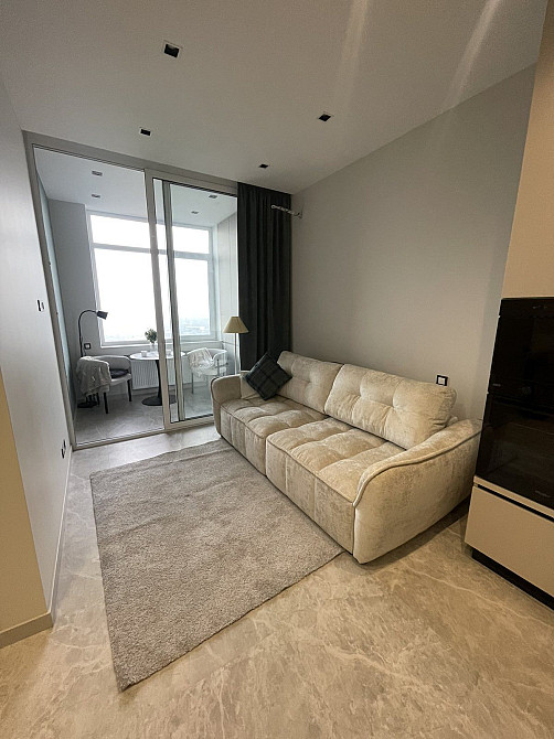 Здам видову 2-к в ЖК"Хенесі Хаус" по Нагірна,16/18 з новим ремонтом Киев - изображение 4