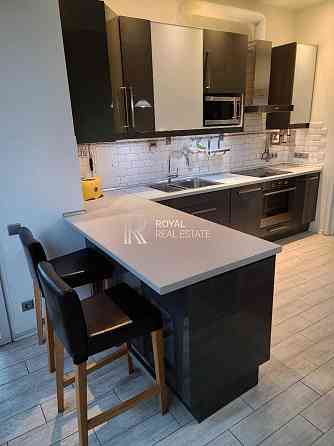 Оренда 3-кімнатна квартира ЖК Пори Року Соломʼянський район паркомісце Киев