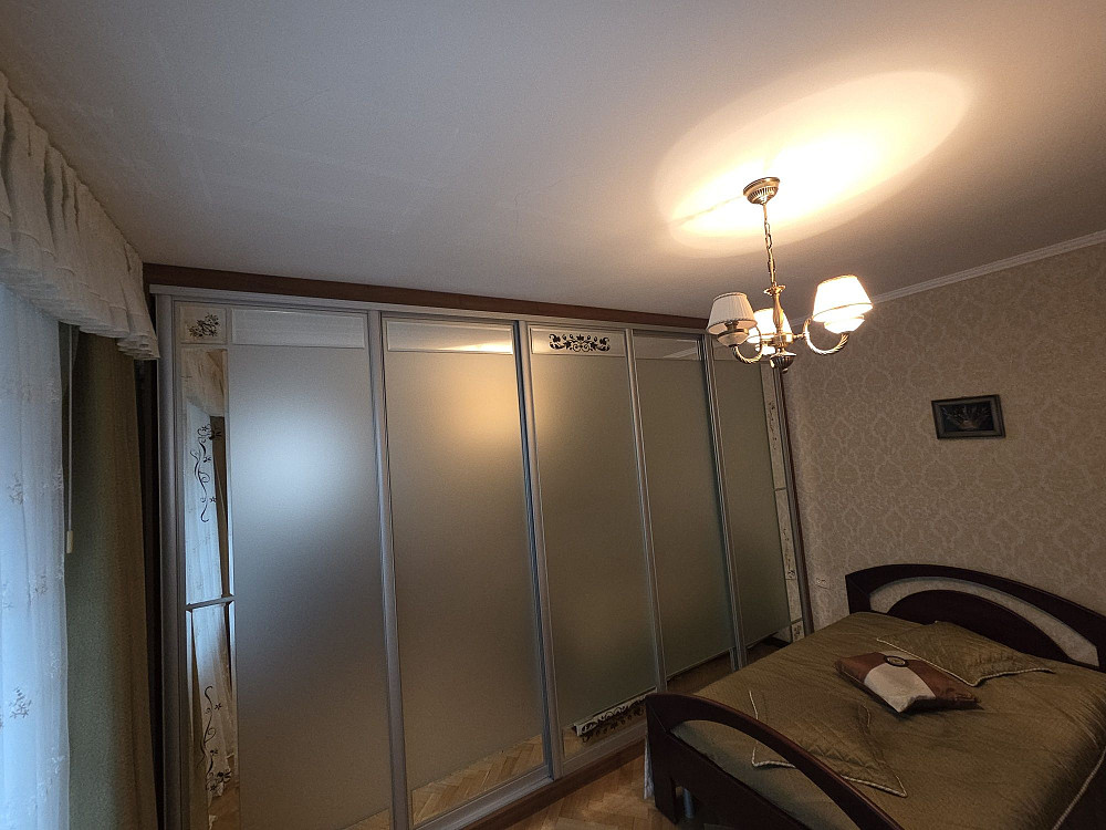 Печерськ, центр,  вул. Михайла Омеляновича-Павленка  11, метро  Арсена Киев - изображение 4