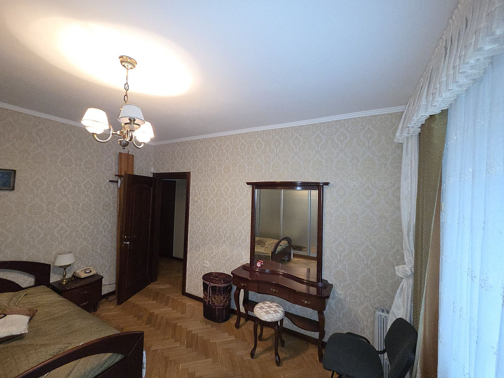 Печерськ, центр,  вул. Михайла Омеляновича-Павленка  11, метро  Арсена Киев - изображение 6