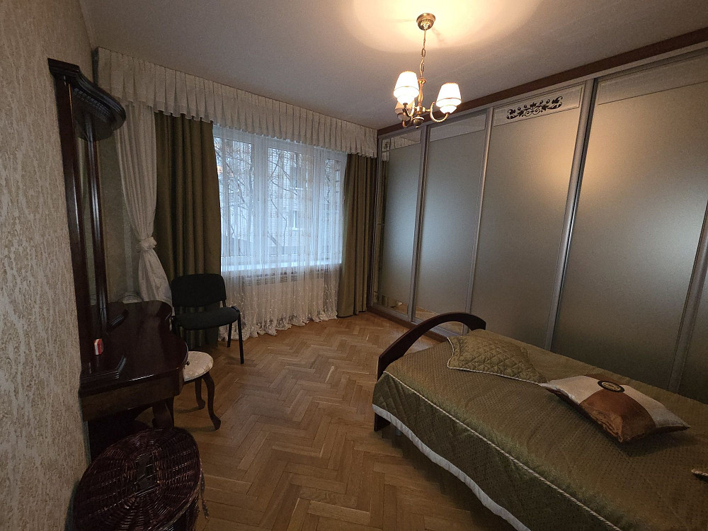 Печерськ, центр,  вул. Михайла Омеляновича-Павленка  11, метро  Арсена Киев - изображение 5