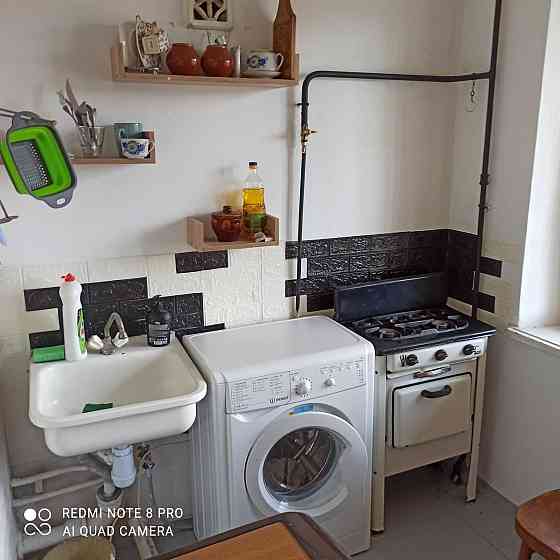 Продається 1 к квартира  Русанівка вул.. Ентузіастів, 29/2. Київ