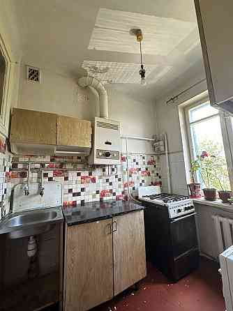 Продам 2-х кімнатну квартиру метро Дорогожичі Київ