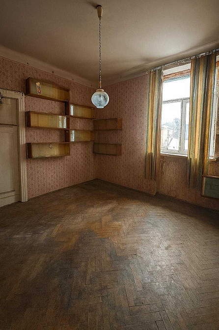 Продаж 4-х кімнатної квартири, під ремонт, ближній центр, м. Дрогобич! Drohobych - photo 1