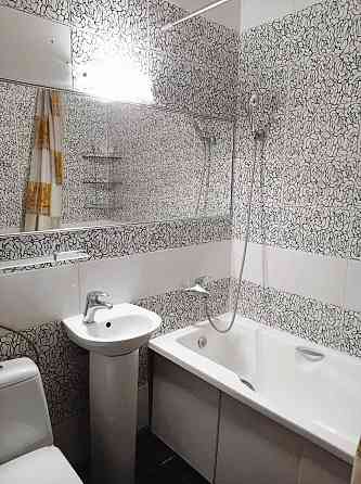 Здається на тривалий термін 2-кімнатна квартира від власника. Київ