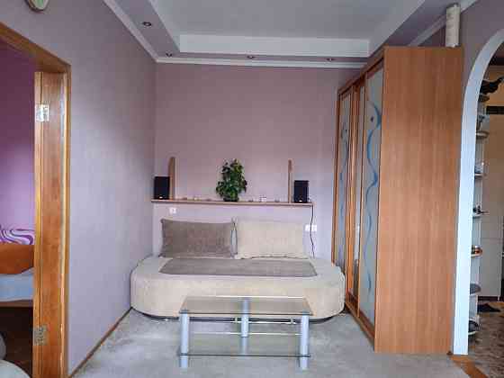 Здається на тривалий термін 2-кімнатна квартира від власника. Київ