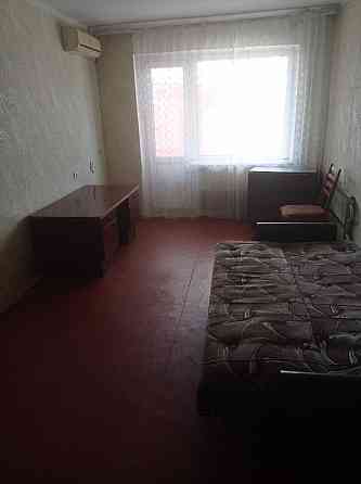 Аренда  2  х комн .кв Историческая 73 а /3 этаж Zaporizhzhia