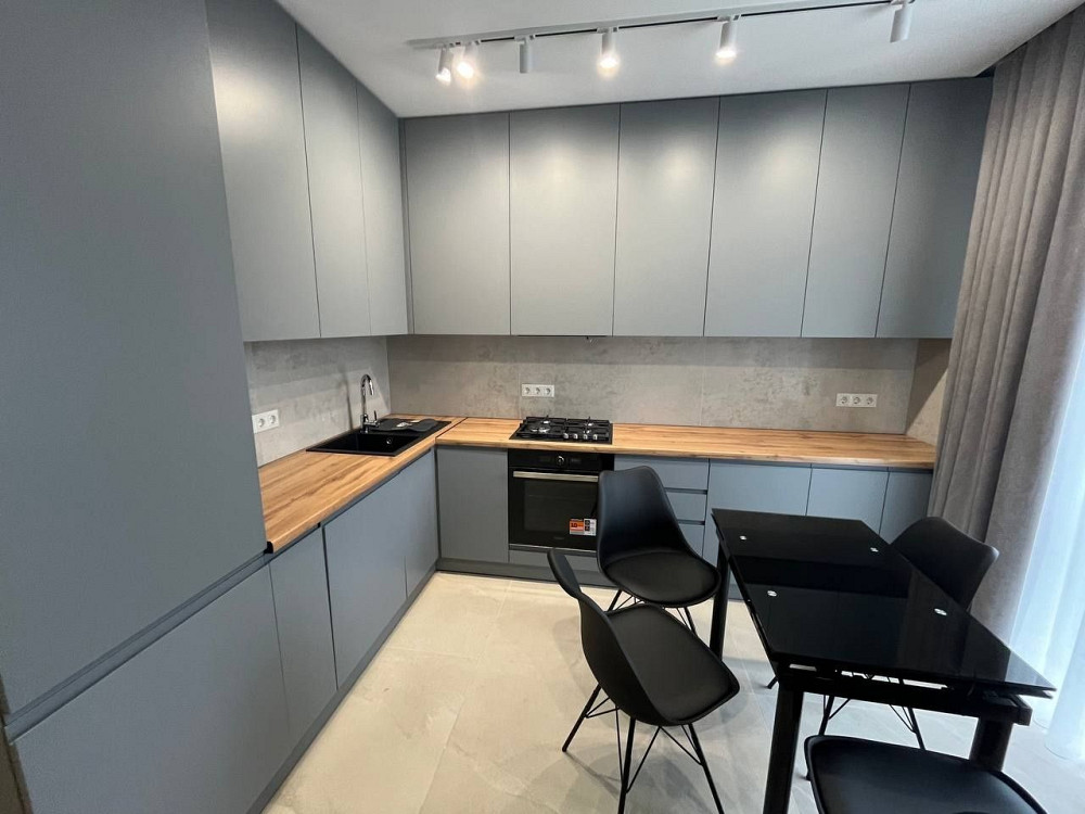 Здається 2кімн.VIP новобудова неподалік від ТЦ Майдан  з паркомісцем Chernivtsi - photo 1