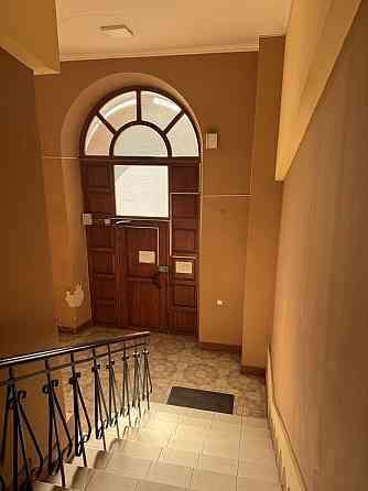 Ексклюзивна 3-кімнатна квартира в центрі, біля Ботсаду Київ