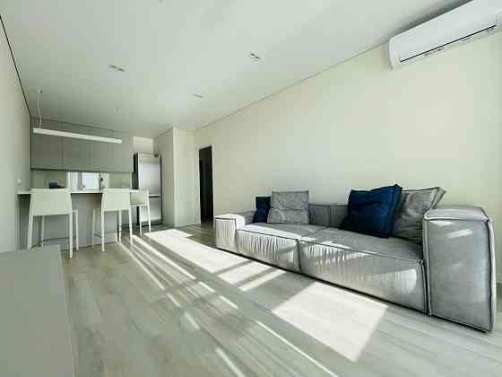 Довгострокова оренда квартири після ремонту (перша здача). Київ