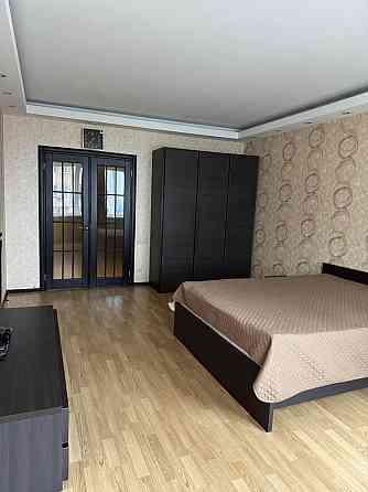 Сдам двухкомнатную на Сахарова с подземным паркингом Одеса