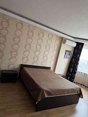 Сдам двухкомнатную на Сахарова с подземным паркингом Одеса