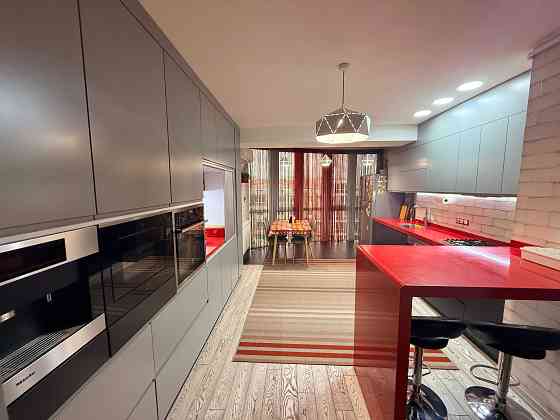 Продаж дворівневого пентхауса , вул Героїв Майдану . Без комісії . Chernivtsi