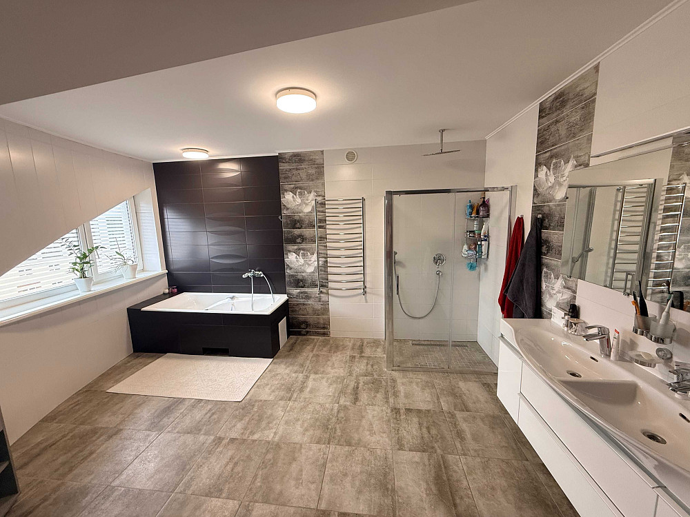 Продаж дворівневого пентхауса , вул Героїв Майдану . Без комісії . Chernivtsi - photo 8