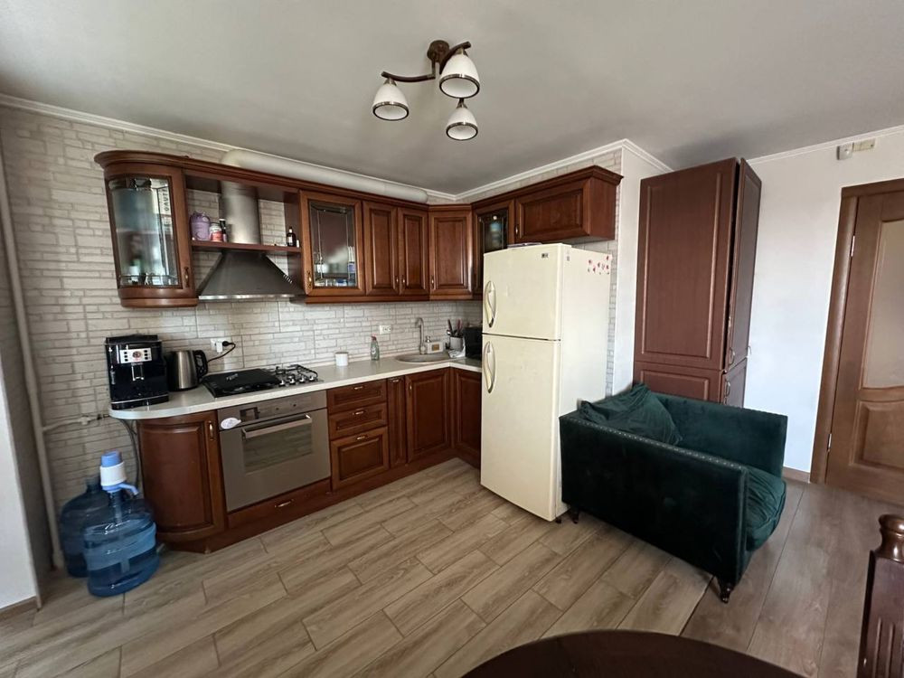 Продаж просторої 3-х кім. квартири в Центрі (р-н Парку, ЦУМу) Rivne - photo 5