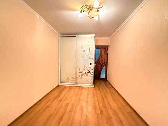 3-кімнатна з автономним опаленням Rivne