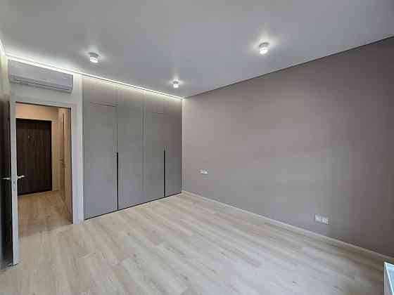 Перша оренда, вул. Метрологічна 107А,Голоісіївський р-н. Киев