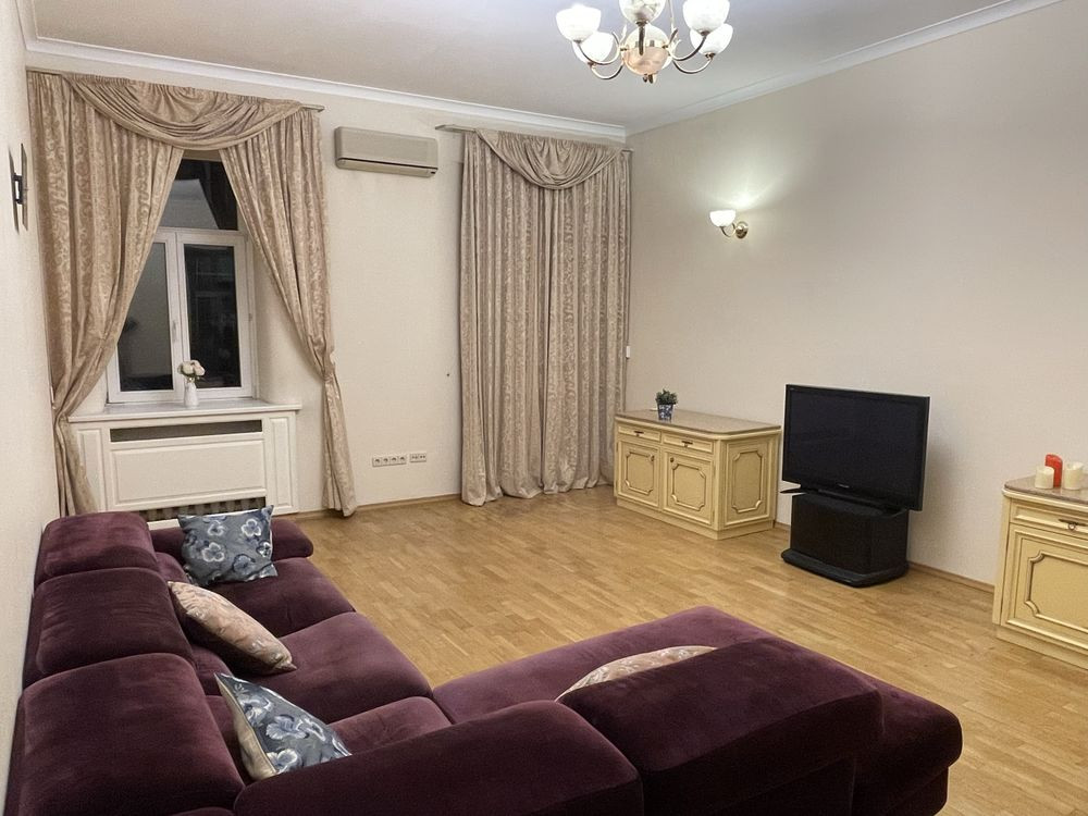 3к роздільна Хрещатик 15 Пассаж центр метро Майдан ГАЗ меблі ремонт Киев - изображение 8