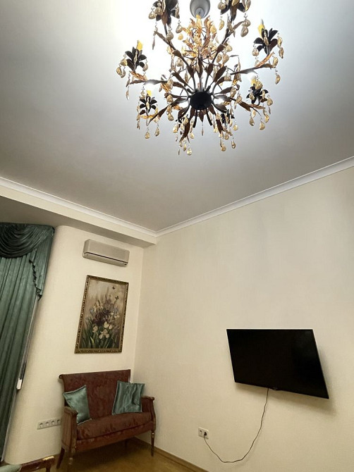 3к роздільна Хрещатик 15 Пассаж центр метро Майдан ГАЗ меблі ремонт Киев - изображение 5