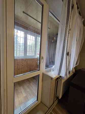 С ремонтом. 2 х комн кв. Левый берег. Риелторы не звоните. Дніпро