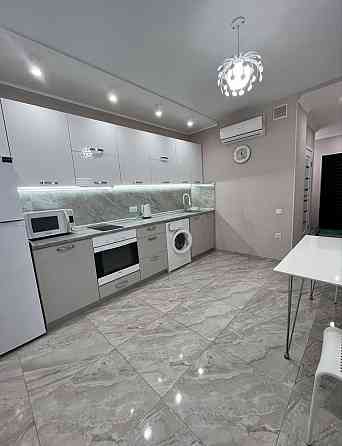 Кадор  Сахарова Новая 1 Комн Одеса