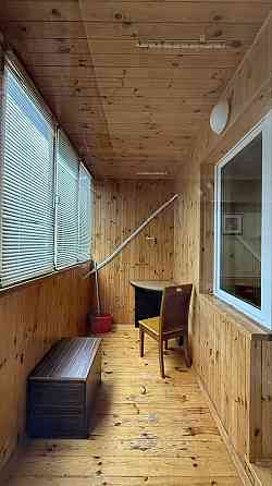 Дарницький рн. Позняки , вул. Драгоманова 14а Киев