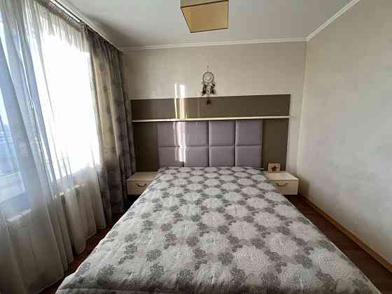 Оренда сучасної видової 2-к квартири Русанівка Киев