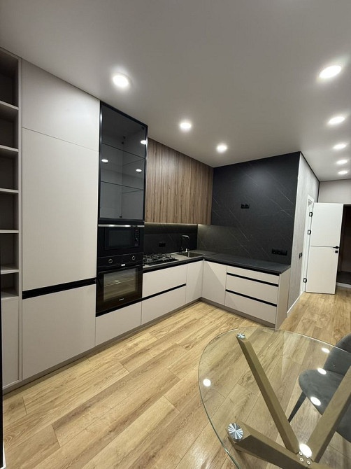 2-х кімнатна 42м² дві окремі кімнати + кухня ЖК Уютний квартал Софиевская Борщаговка - изображение 1