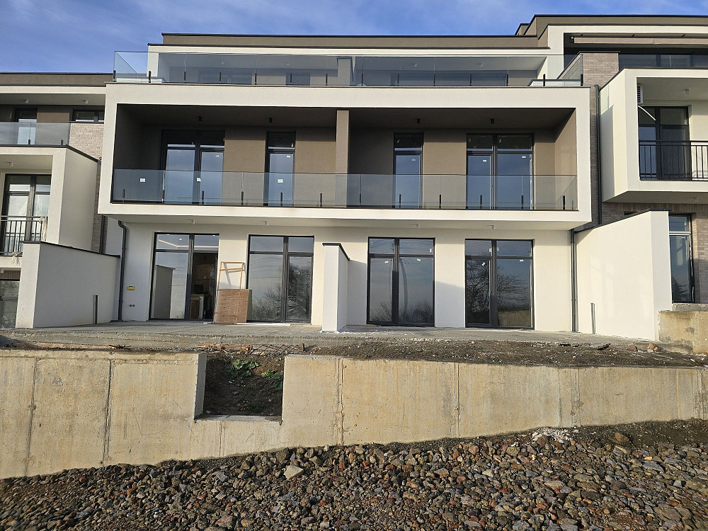 Квартира 105,8 м² з терасою,землею та паркомісцем 1 поверх ЖК Вербний Uzhhorod - photo 2