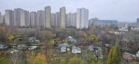 Продам 3-к квартиру з ремонтом вул. Григоренка 12 Київ