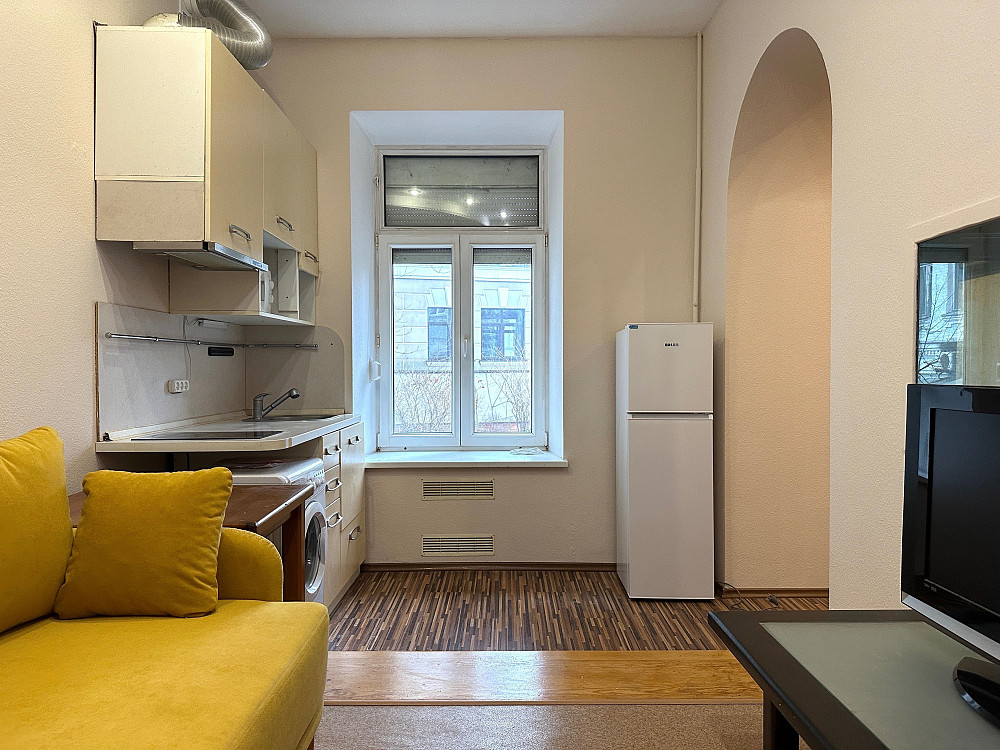 ЗАВЖИ Є СВІТЛО! Центр міста. Оренда 1-к. квартири 34 м2 - Десятинна 13 Київ - зображення 4