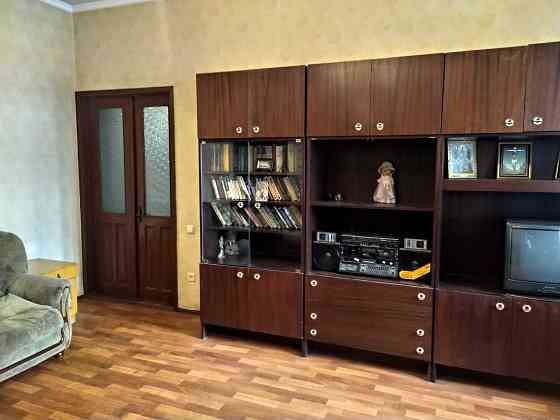 Сдам   2 кімнатну   на вулиці Артура Савельєва (Черняховського) Одеса