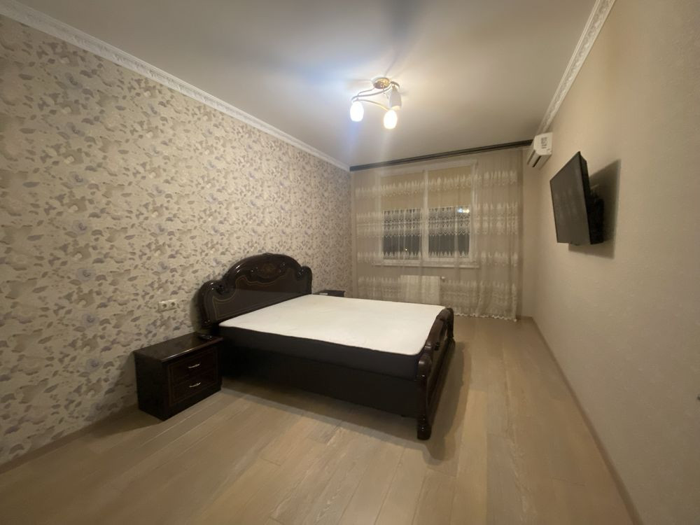 Чудова 1-кімнатна квартира, Харківське шосе 188 Киев - изображение 5