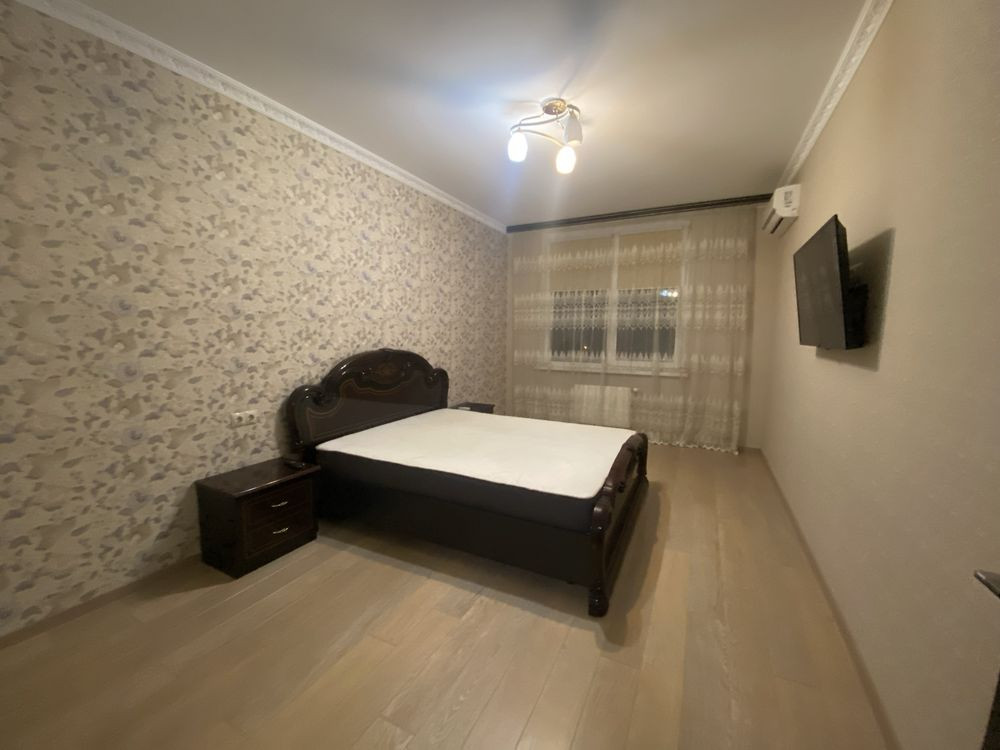 Чудова 1-кімнатна квартира, Харківське шосе 188 Киев - изображение 3