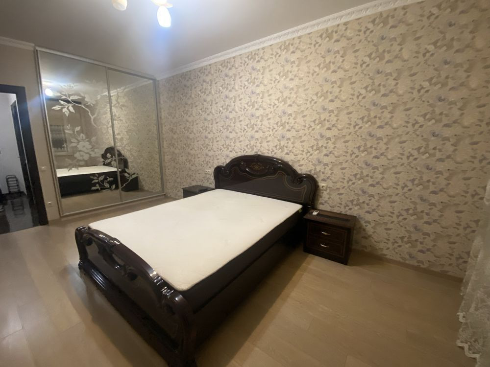 Чудова 1-кімнатна квартира, Харківське шосе 188 Киев - изображение 4