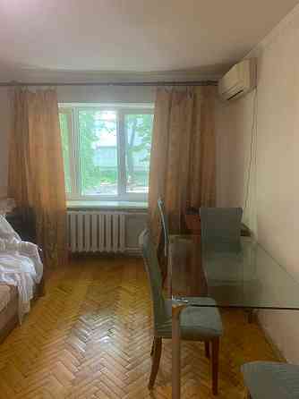 Здам 1 ком квартиру на вул. Дегтярівська 11 метро Лукья́новская Київ