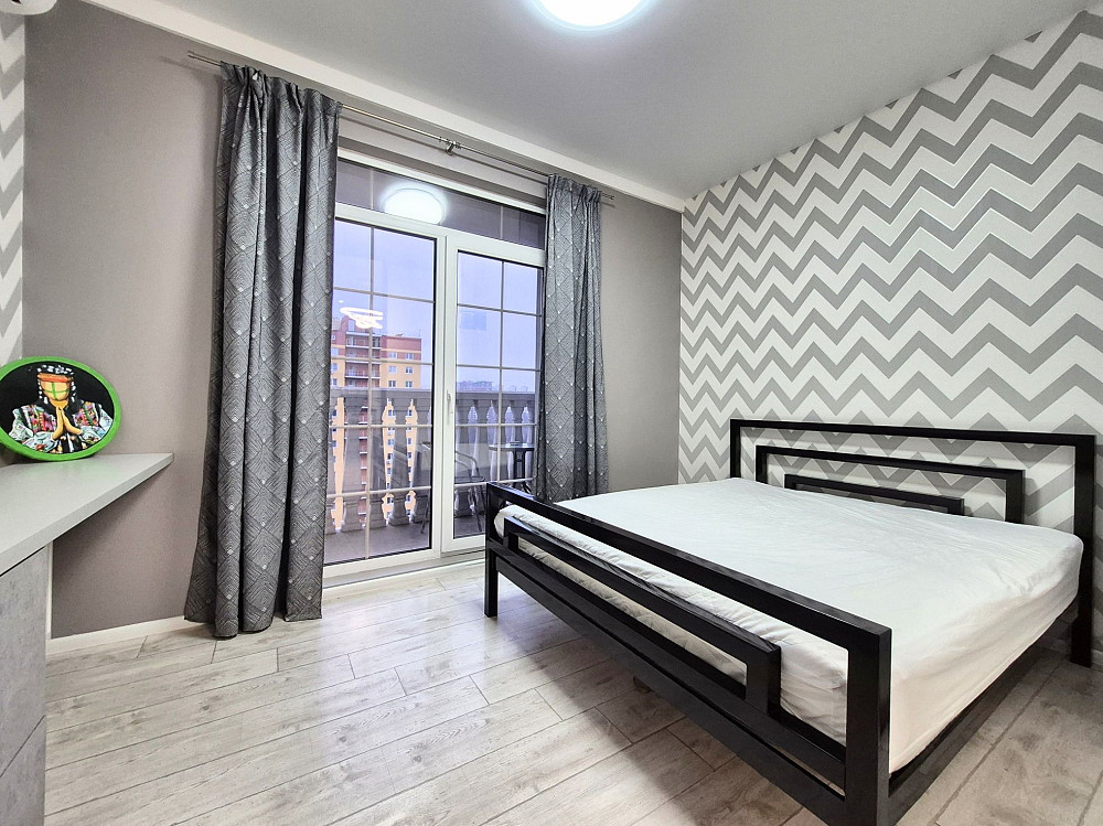 Оренда 1к кв. з окремою спальною зоною і гардеробом! ЖК Нова Англія Киев - изображение 1