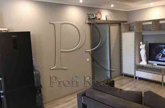 Оренда 1 к кв вул.А. Ахматової 30, м. Позняки/Осокорки . Киев