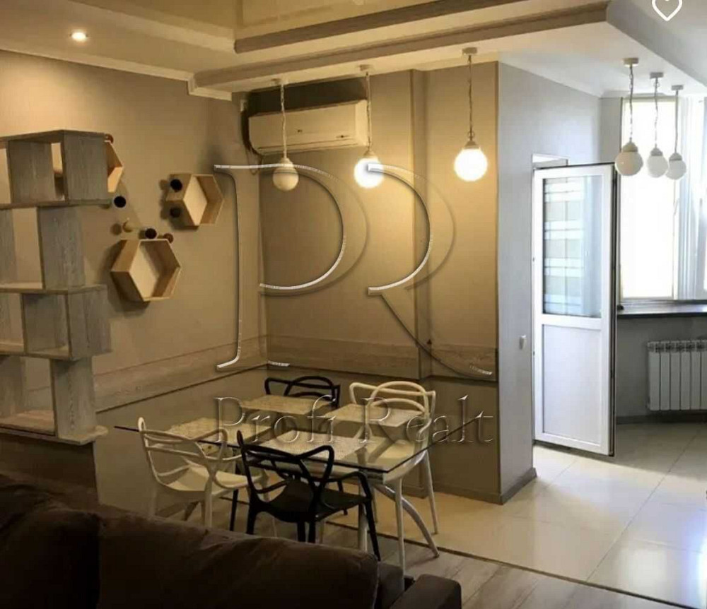 Оренда 1 к кв вул.А. Ахматової 30, м. Позняки/Осокорки . Киев - изображение 1