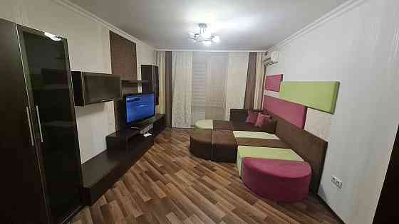 Здам 3 к.кв., Святошинська площа 1, метро Житомирська, Академмістечко! Киев